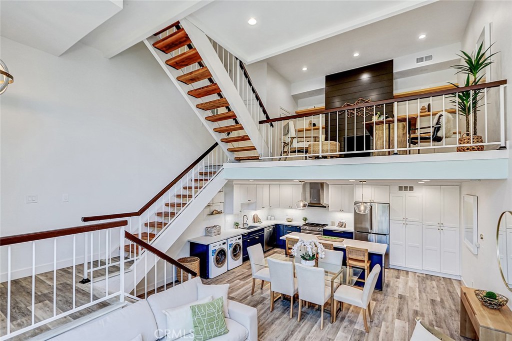 984 Granville