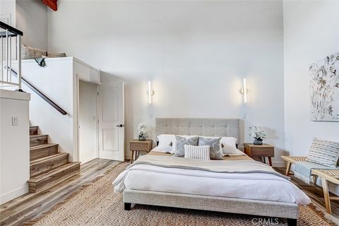 Tiny photo for 984 Granville Ave, Los Angeles, CA 90049 (MLS # SB26158670)