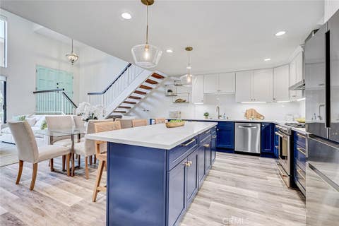 Tiny photo for 984 Granville Ave, Los Angeles, CA 90049 (MLS # SB26158670)
