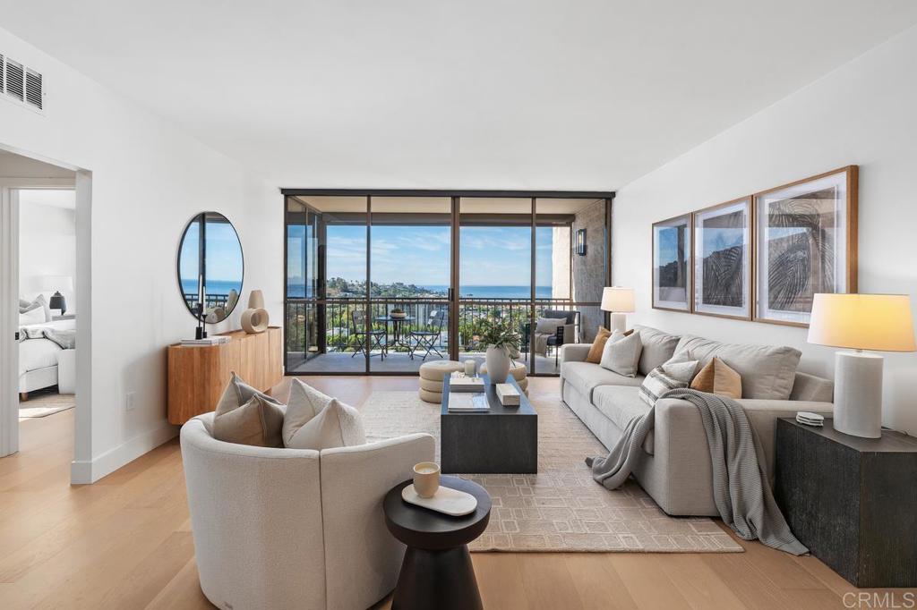 2500 Torrey Pines Rd 1101