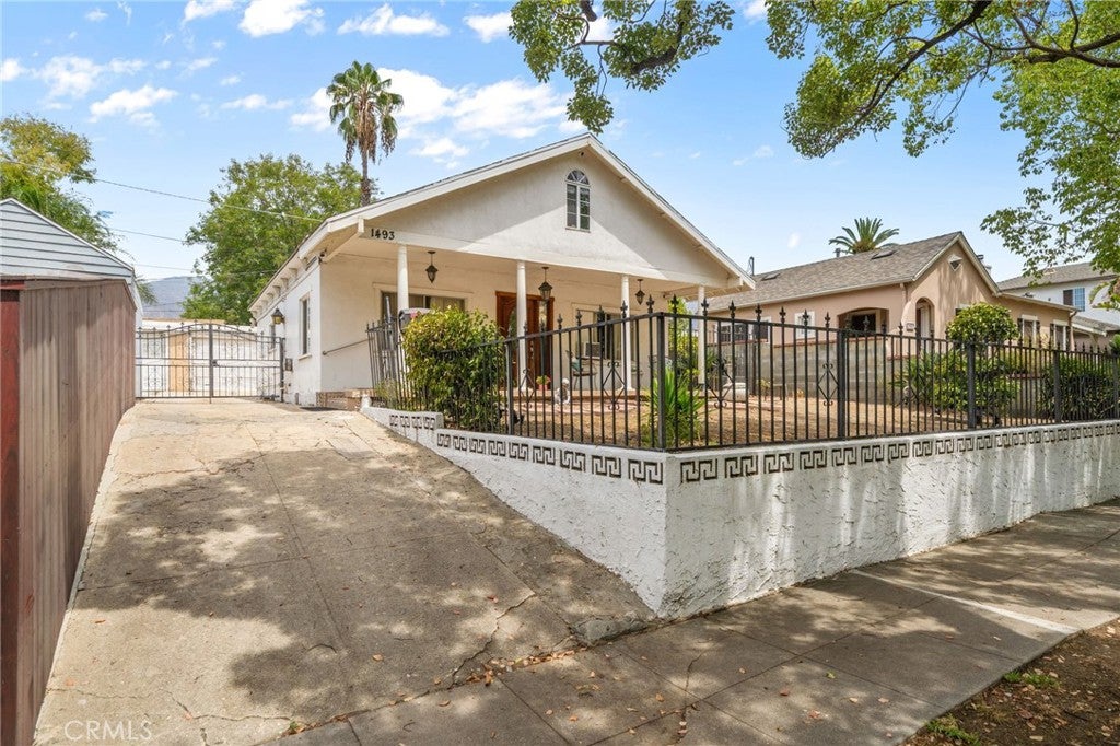 1493 Whitefield