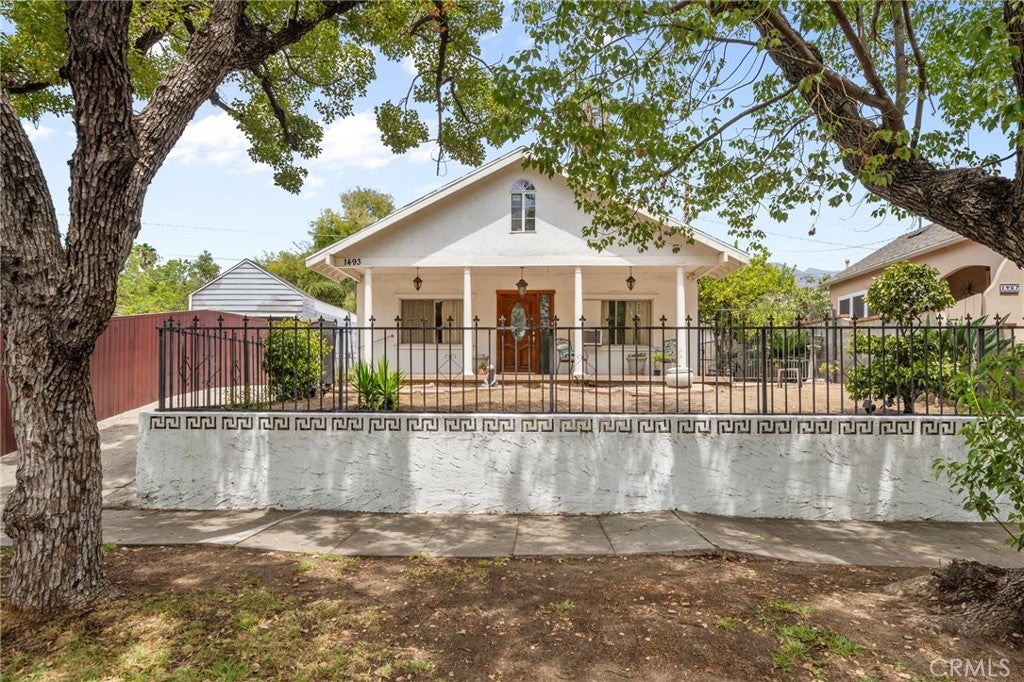 1493 Whitefield