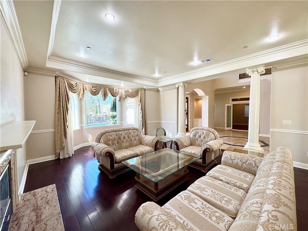 Properties 2 1626 S 2nd Avenue