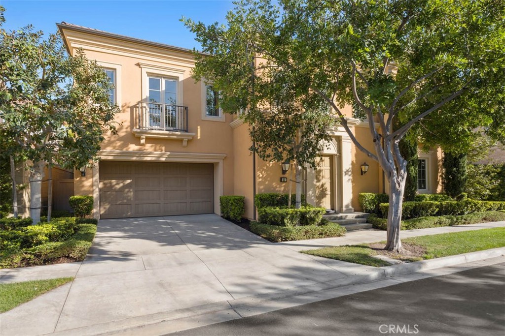 52 Acorn Glen