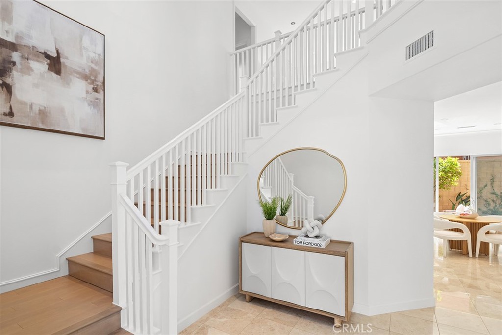 52 Acorn Glen