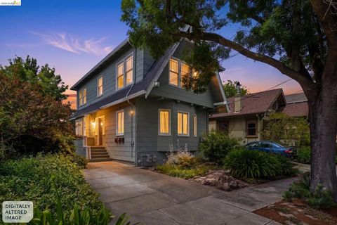 Photo of 3781 Manila Ave AVE, Oakland, CA 94609 (MLS # 41133647)