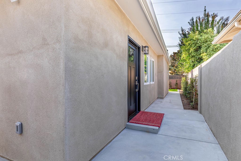 522 N Maplewood Street