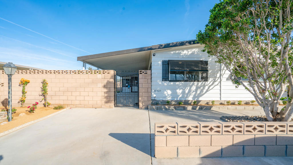 Tri Palm Estates - Residential