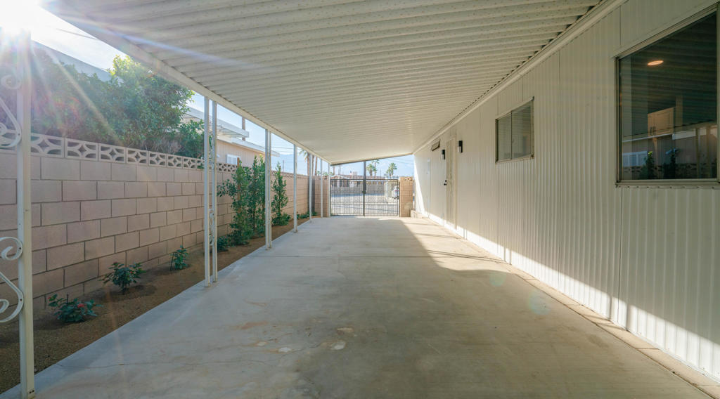 Tri Palm Estates - Residential