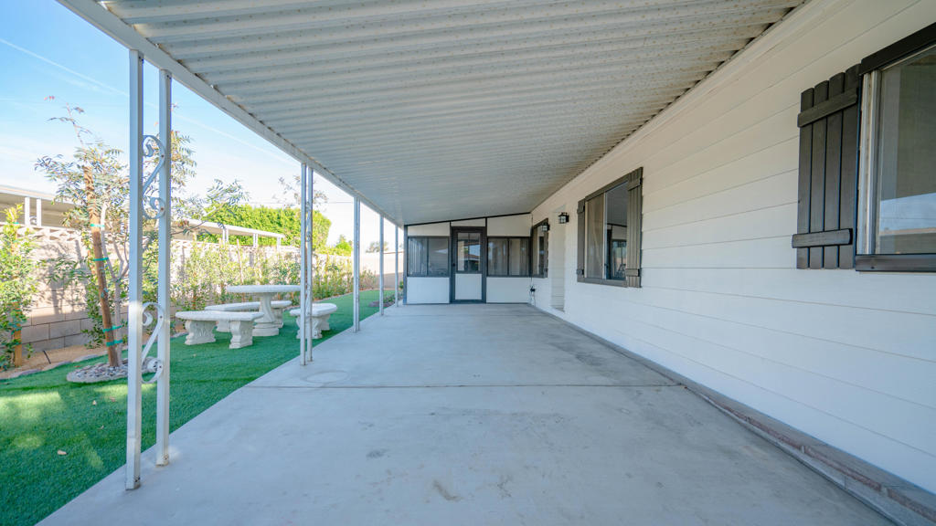 Tri Palm Estates - Residential