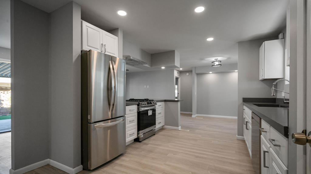 Tri Palm Estates - Residential