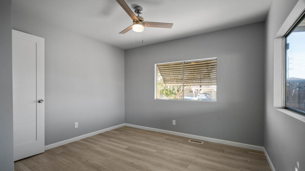 Tri Palm Estates - Residential