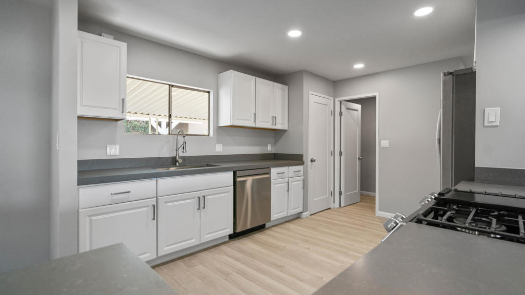 Tri Palm Estates - Residential