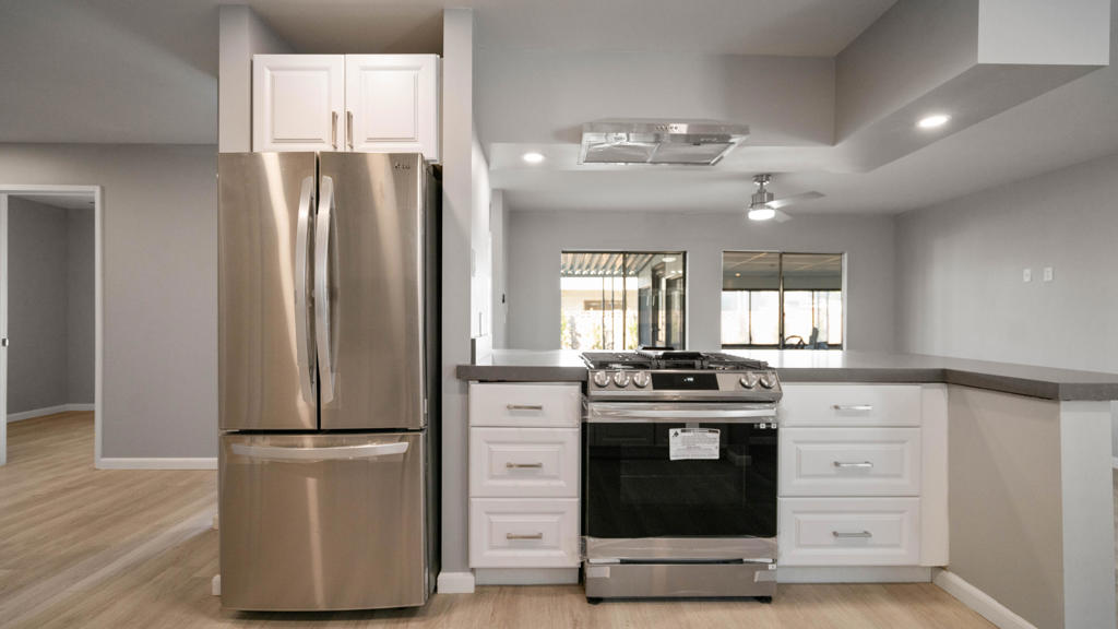 Tri Palm Estates - Residential