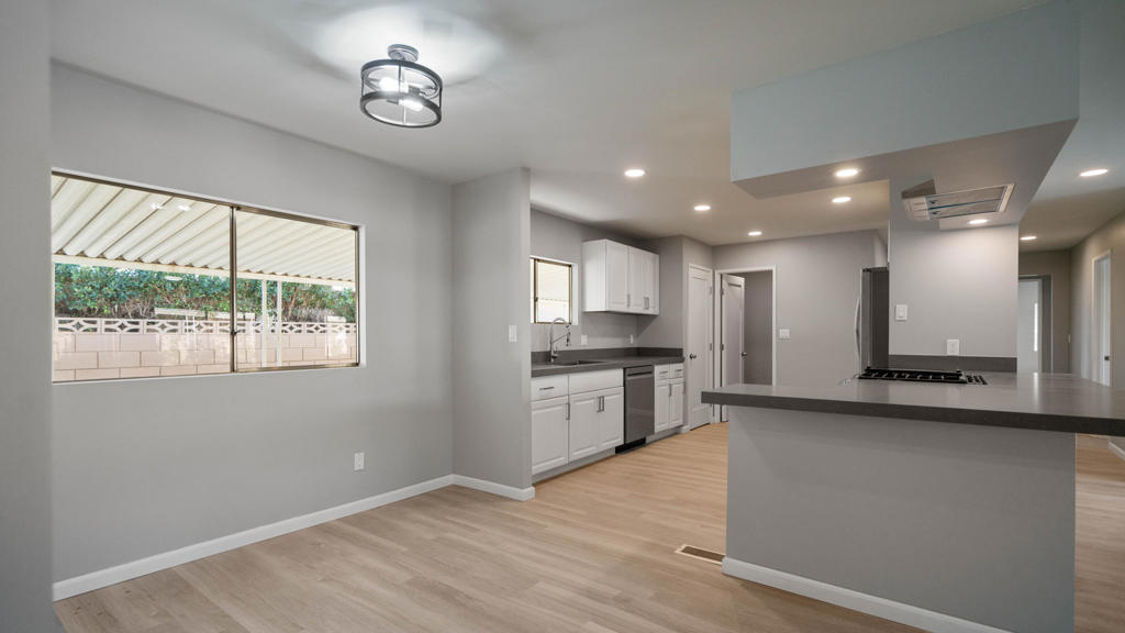 Tri Palm Estates - Residential