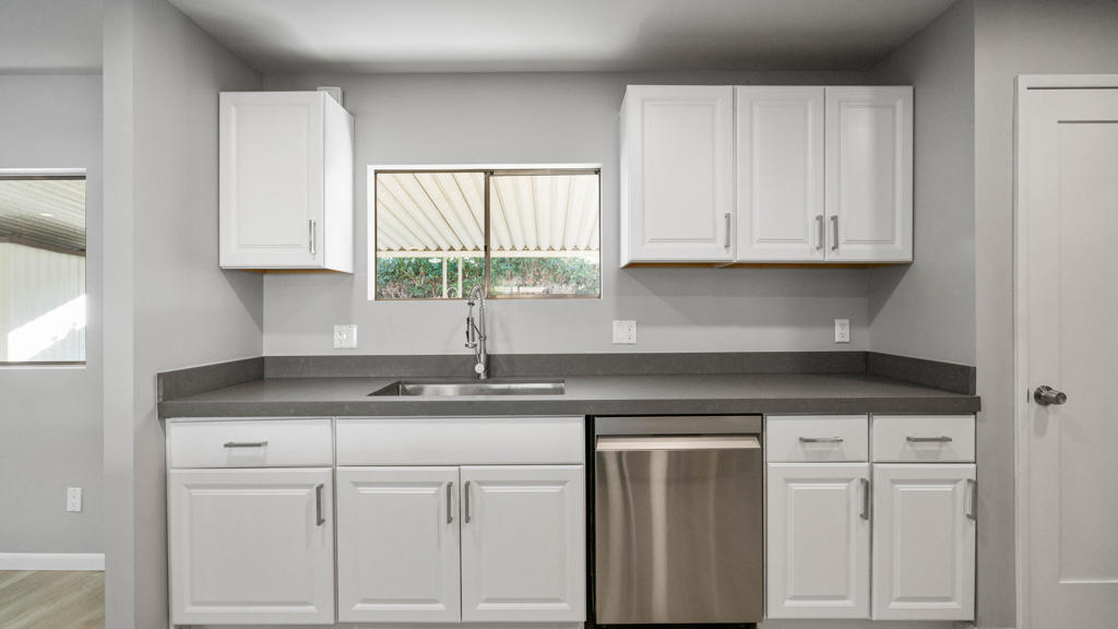 Tri Palm Estates - Residential