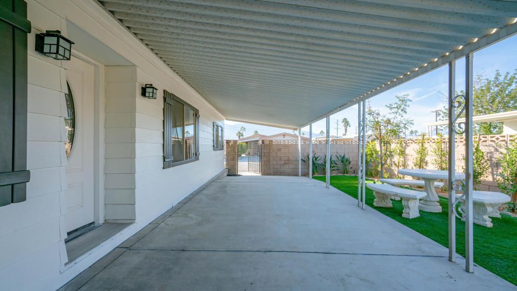 Tri Palm Estates - Residential