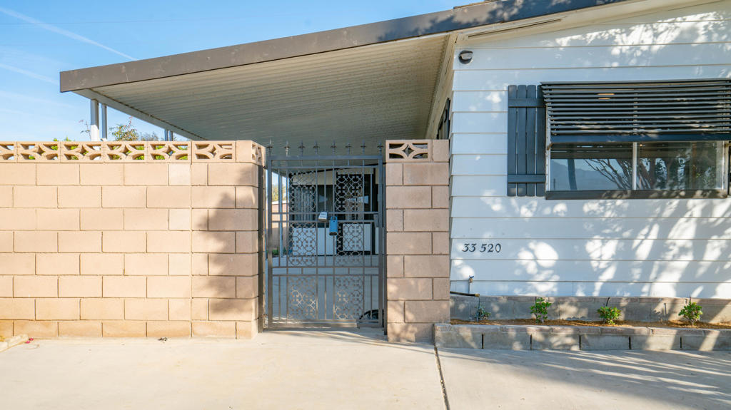 Tri Palm Estates - Residential