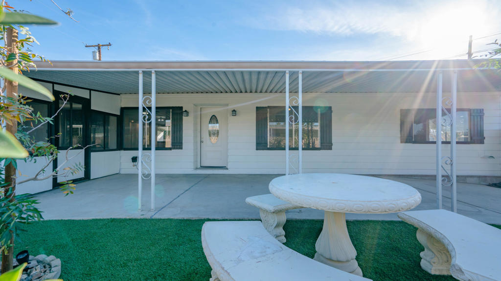 Tri Palm Estates - Residential