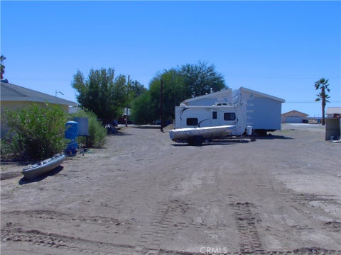 Photo of 2132 Riviera Dr, Blythe, CA 92225 (MLS # IV26174638)