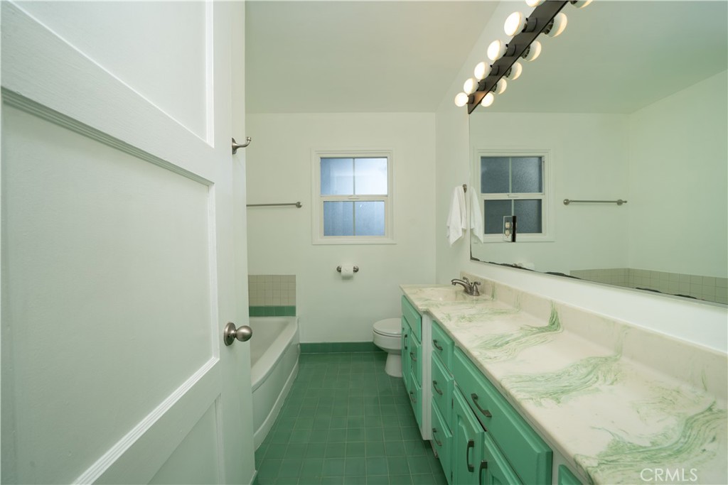 Lakewood Gardens - Residential