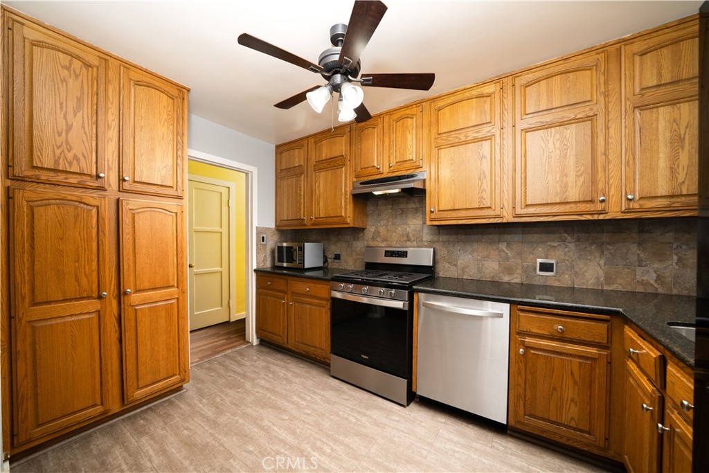 Lakewood Gardens - Residential