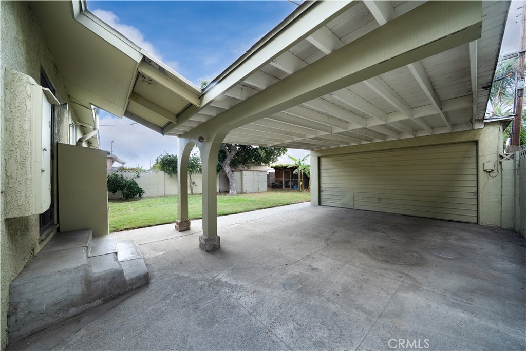 Lakewood Gardens - Residential