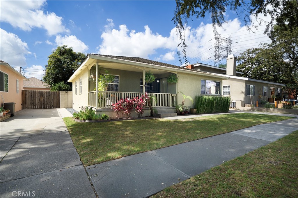 Lakewood Gardens - Residential