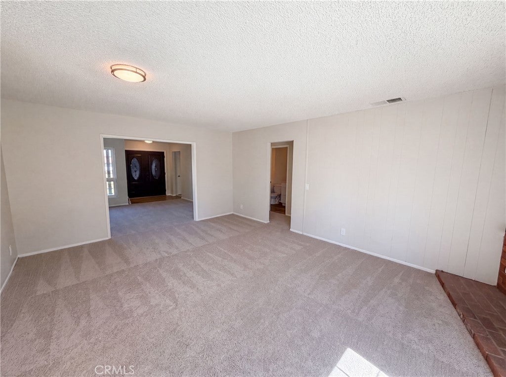 648 Brentwood