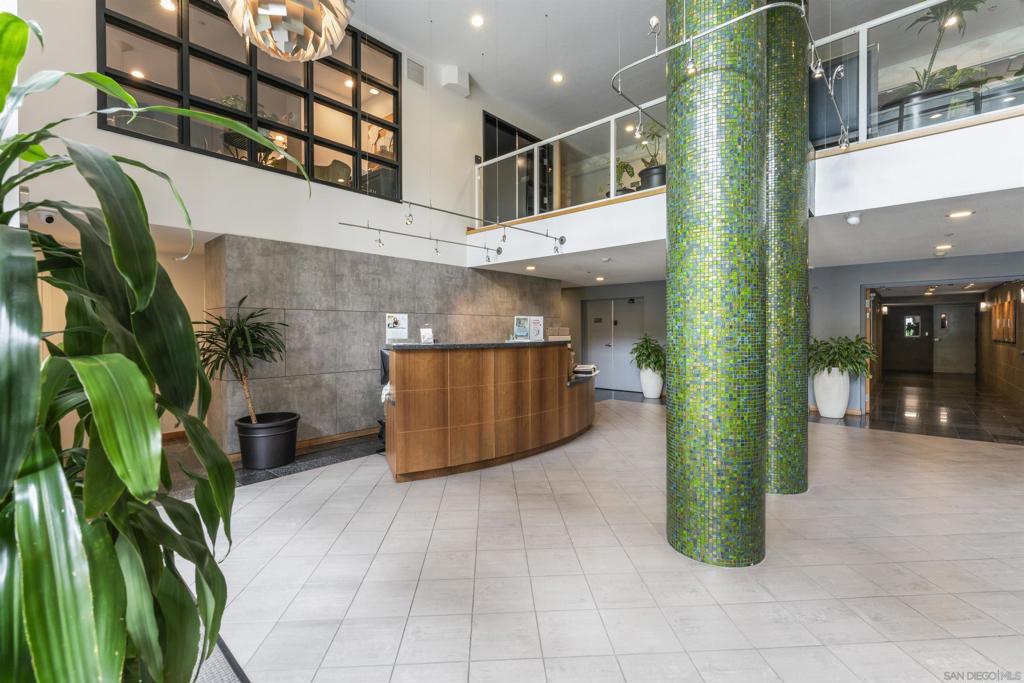 Downtown - Residential Lease