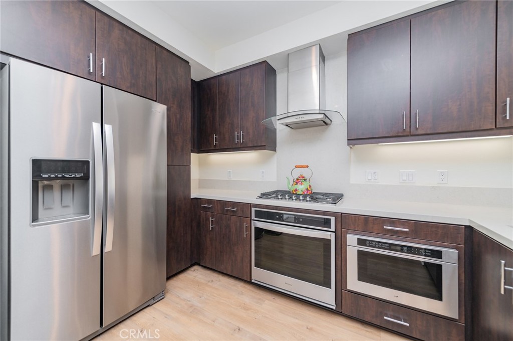 2240 Nolita