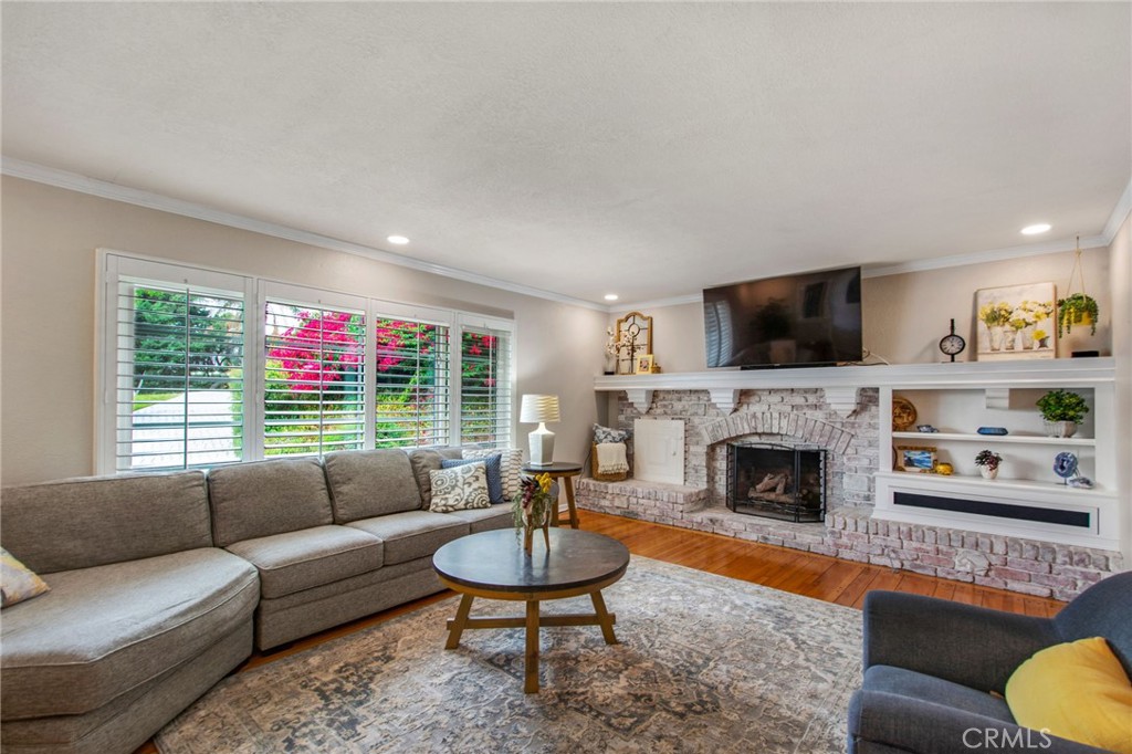 2314 Country Club Vista Street