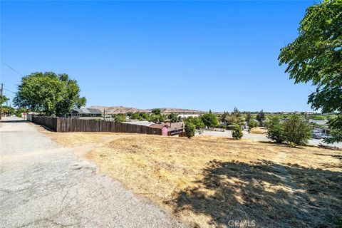 Tiny photo for 965 L Street St, San Miguel, CA 93451 (MLS # SC25200639)