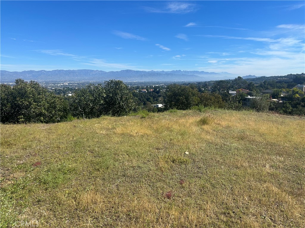 16986 Encino Hills Drive