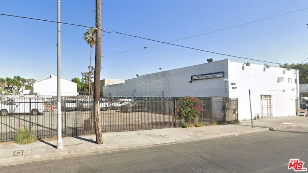 Near Koreatown (Washington + Hoover) Office + Warehouse