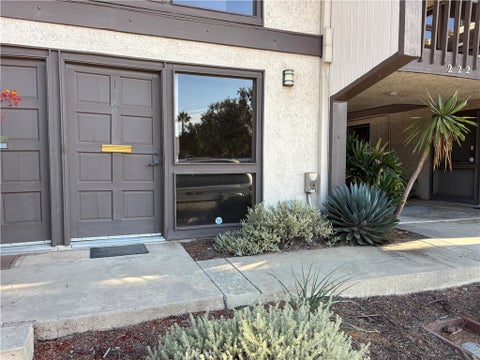 Photo of 222 Fashion LN #114, Tustin, CA 92780 (MLS # PW26186937)