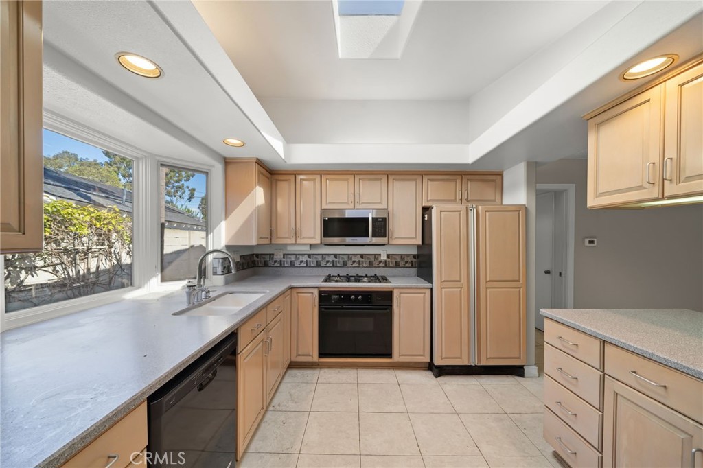 The Hill (TH) - Residential