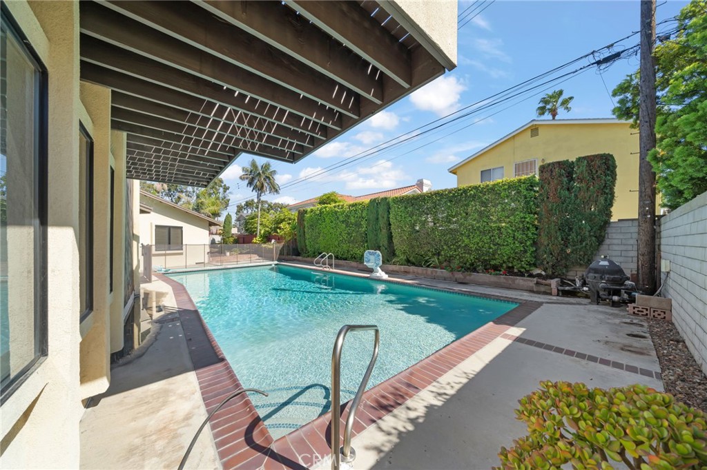 The Hill (TH) - Residential