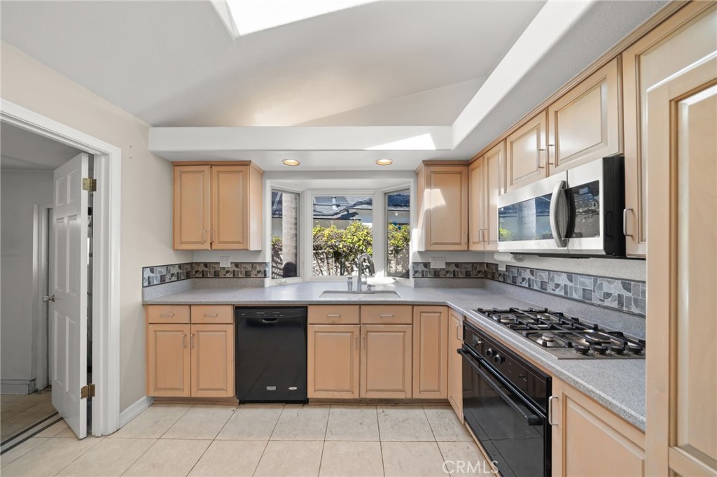 The Hill (TH) - Residential