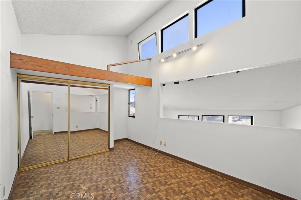 The Hill (TH) - Residential