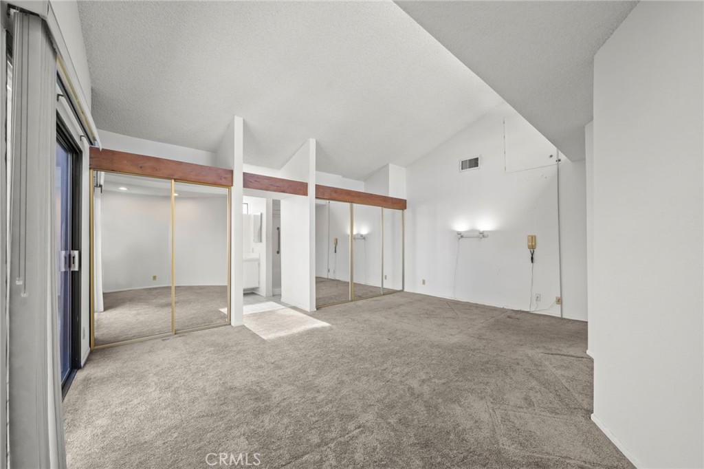 The Hill (TH) - Residential