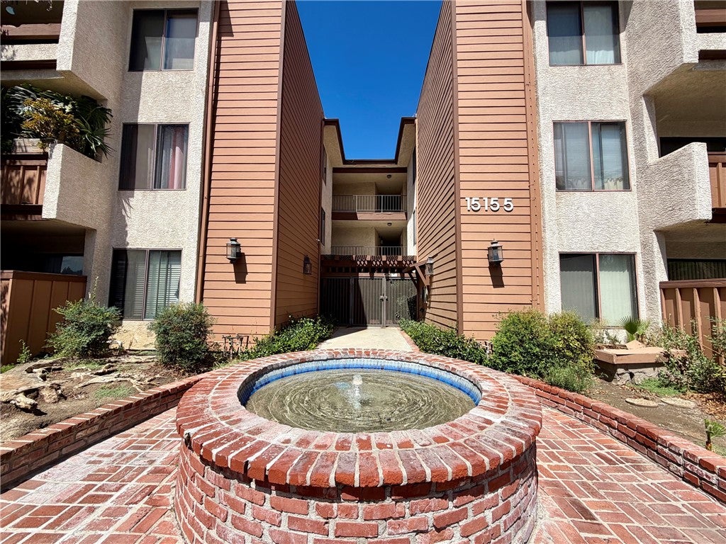15155 Sherman Way 49, Van Nuys CA 91405