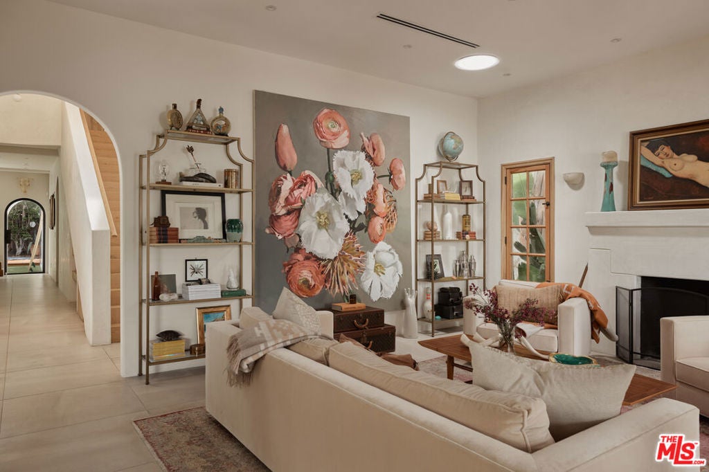 918 N La Jolla Avenue