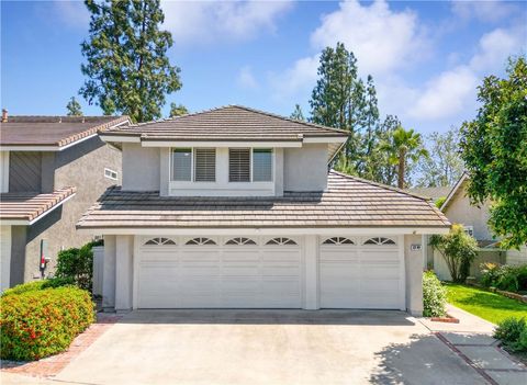 Photo of 28 Alondra, Irvine, CA 92620 (MLS # OC26079143)