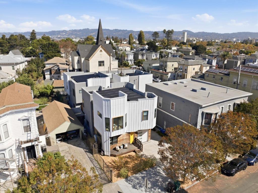 15101514 8th Street