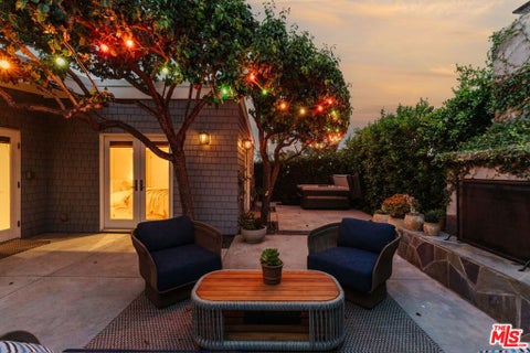 Tiny photo for 1424 Nathan Lane, Ventura, CA 93001 (MLS # 26900917)