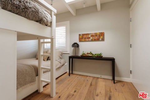 Tiny photo for 1424 Nathan Lane, Ventura, CA 93001 (MLS # 26900917)