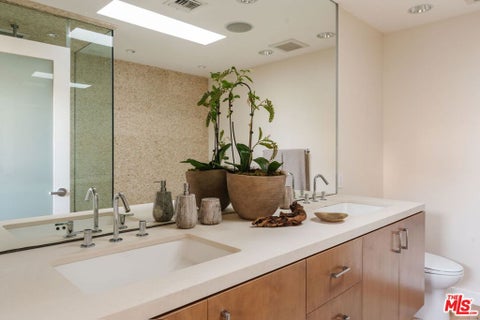 Tiny photo for 1424 Nathan Lane, Ventura, CA 93001 (MLS # 26900917)