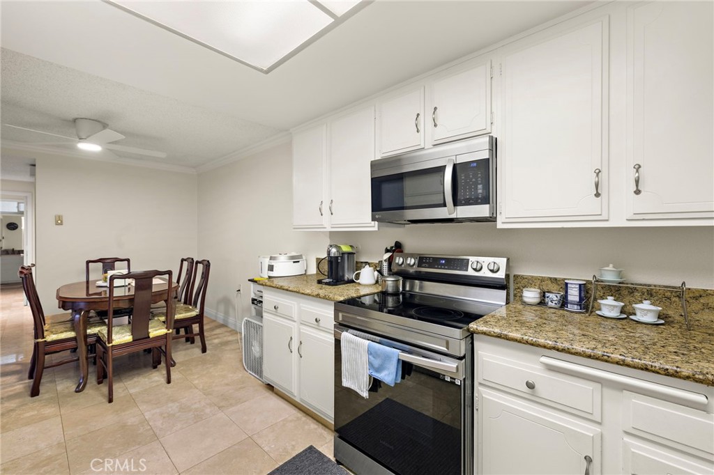 3019 Via Buena Vista B