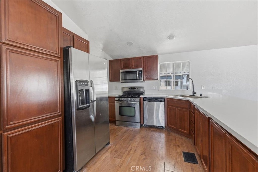 15621 Beach Boulevard 53